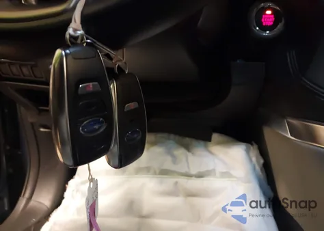 2024 Subaru Forester Premium z USA, uszkodzony, nr VIN JF2SKADCXRH424816